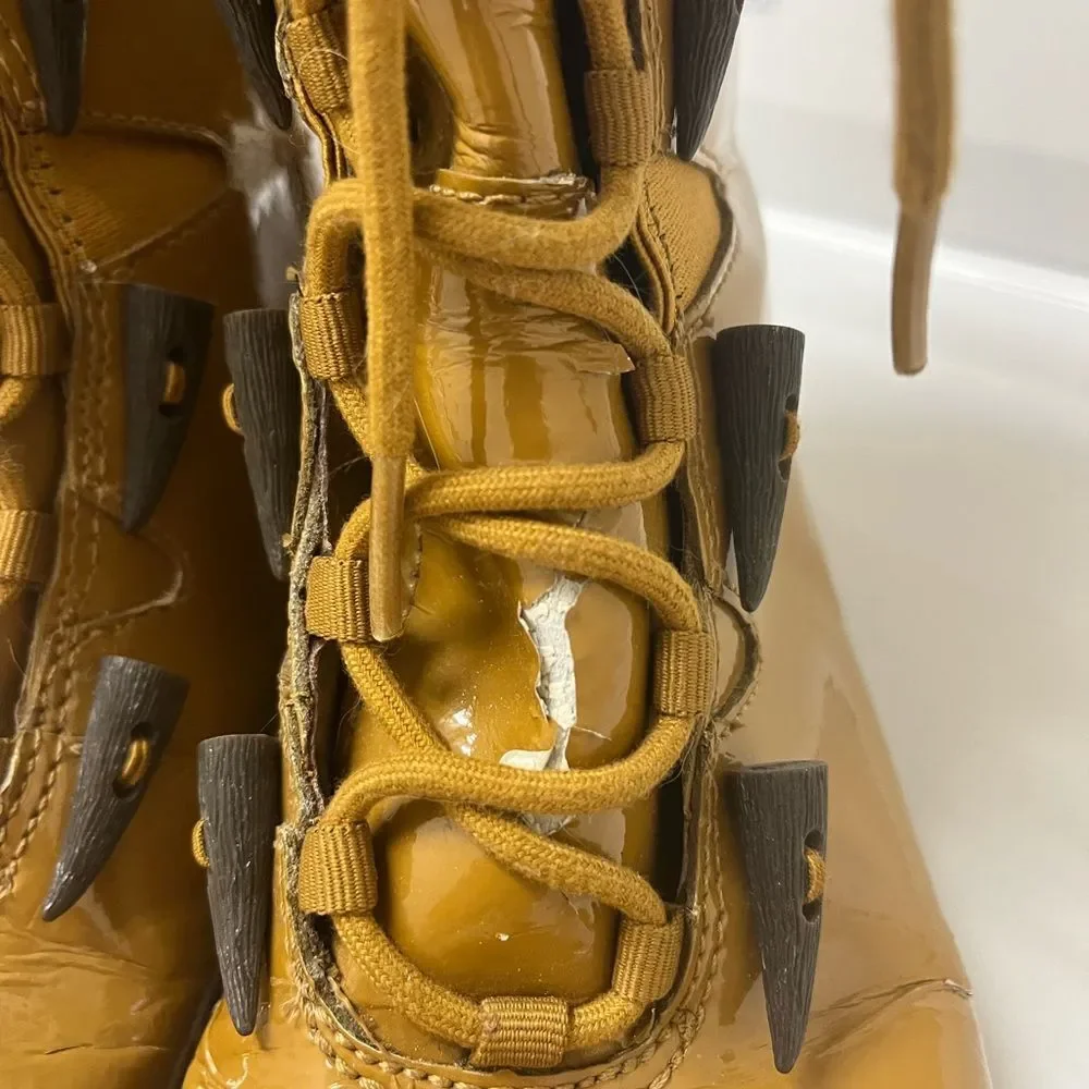 AHNU Women’s Brown Patent Leather Outdoor Lace Up Rain Boot SZ 6